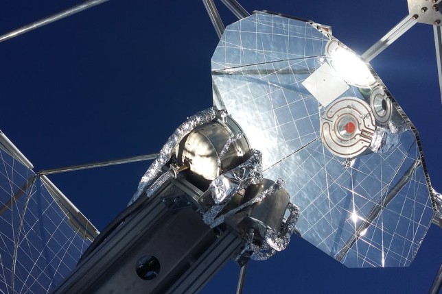 El estudio describe un sistema de combustible solar en el techo de un laboratorio (ETH Zurich / PA)